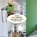 Sali-homes Boarding Haus Monteur-wohnungen Balkon Vollkueche Autobahnaehe Апартаменты Маркранштедт