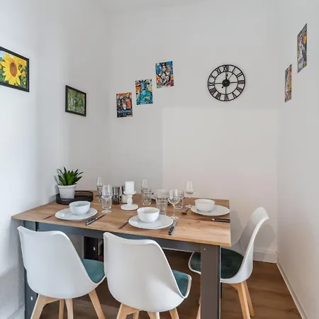 Sali-homes Boarding Haus Monteur-wohnungen Balkon Vollkueche Autobahnaehe