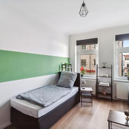 Sali-homes Boarding Haus Monteur-wohnungen Balkon Vollkueche Autobahnaehe Appartement