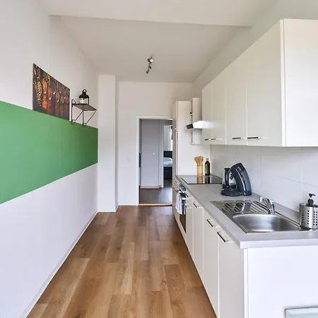 Sali-homes Boarding Haus Monteur-wohnungen Balkon Vollkueche Autobahnaehe