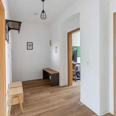 Sali-homes Boarding Haus Monteur-wohnungen Balkon Vollkueche Autobahnaehe