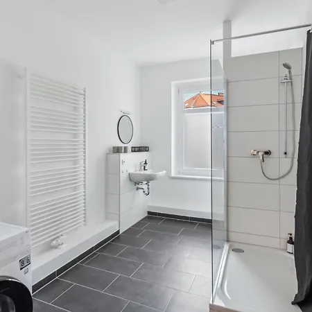 Sali-homes Boarding Haus Monteur-wohnungen Balkon Vollkueche Autobahnaehe Appartement *
