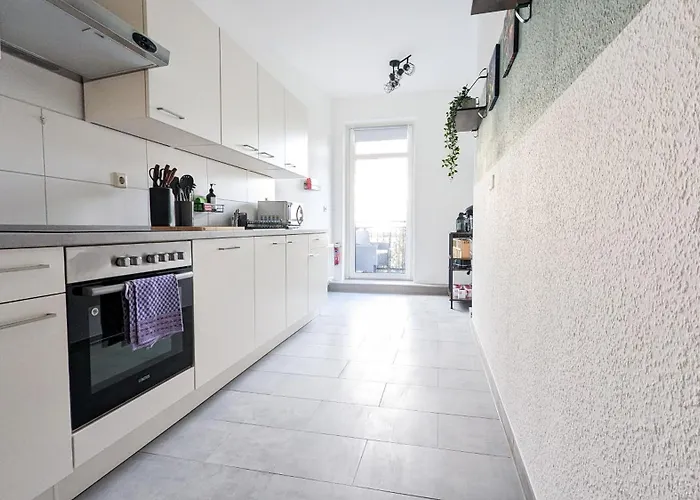 Апартаменты Sali-homes Boarding Haus Monteur-wohnungen Balkon Vollkueche Autobahnaehe Маркранштедт